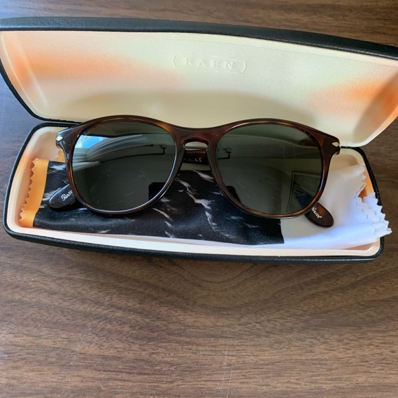 Disney Christmas 2025 Lil Rin Rin Plush Badge Red New